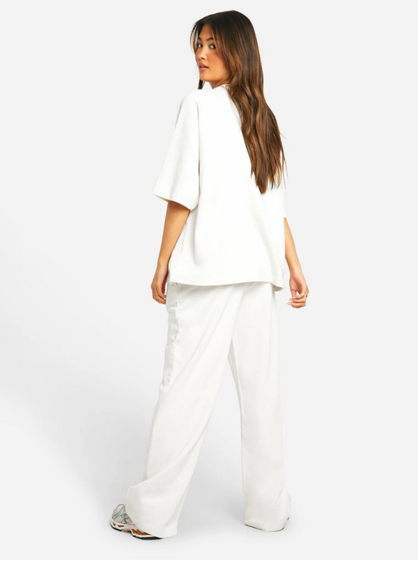 Oversized travel set (Hoodie + Jogger)