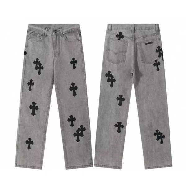 Stylische Oversize Cross Patch Jeans