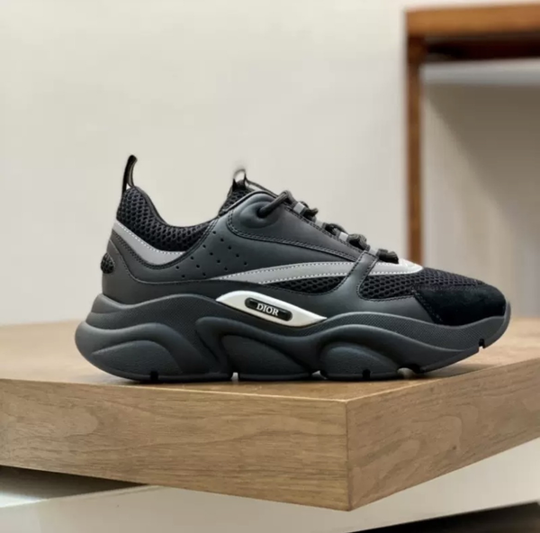 Lux D-B22 Sneaker