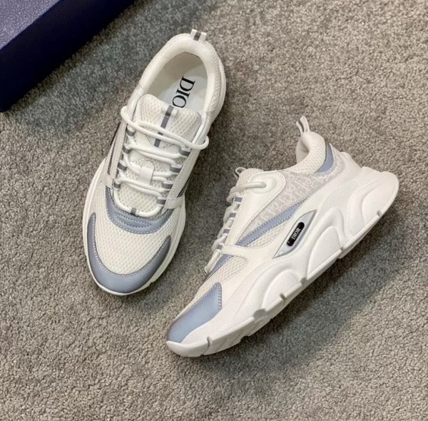 Lux D-B22 Sneaker