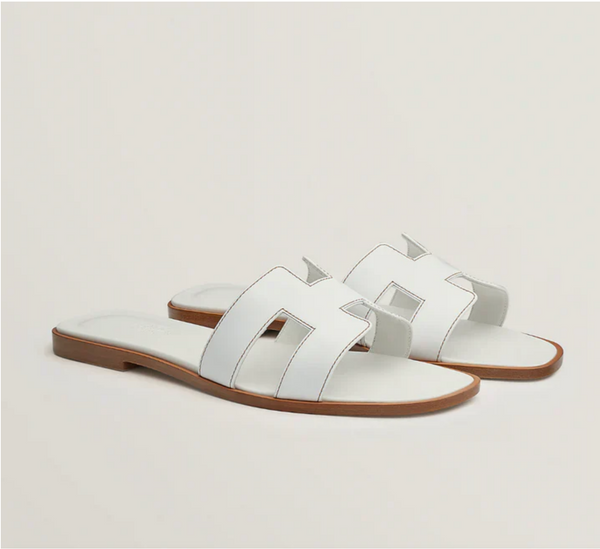 HRMS Sandalen